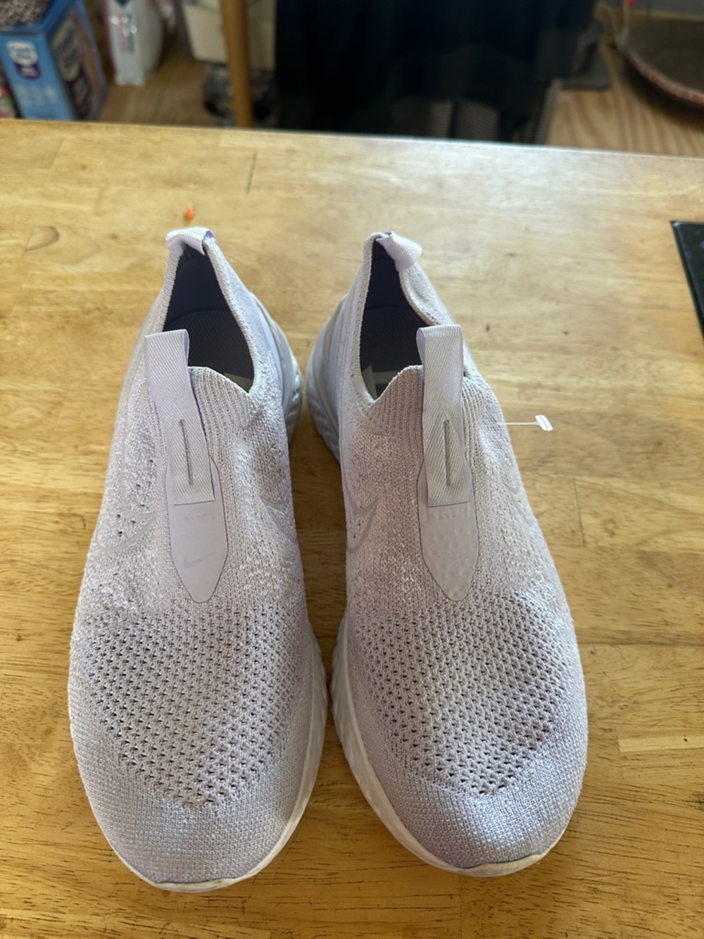 Nike Slip-On Flyknit Sneakers in Pale Lavender and White